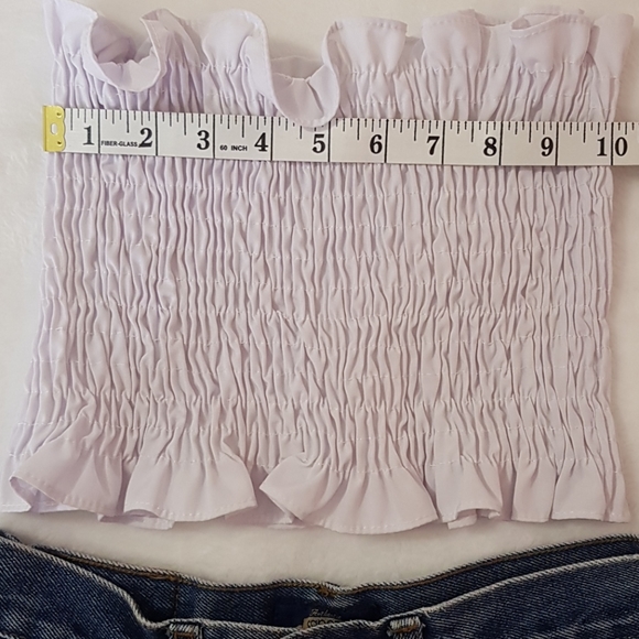 🦋SOLD🦋 OFF WHITE SMOCK CROP TOP - Picture 3 of 6